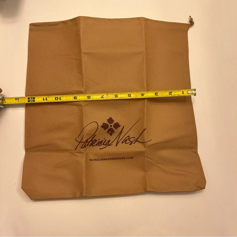 Patricia Nash Dustbag 12x13‎
